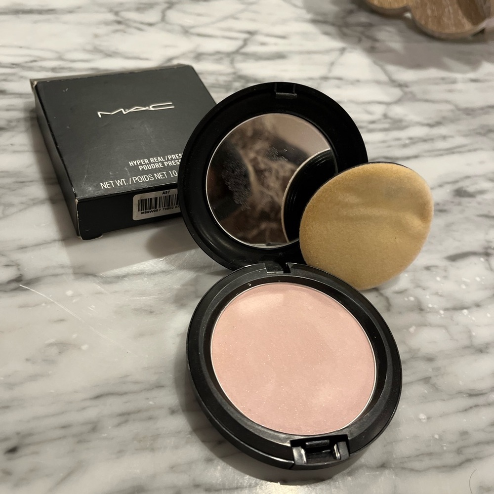 MAC Hyper Real Pressed Powder in Warm Rose FX